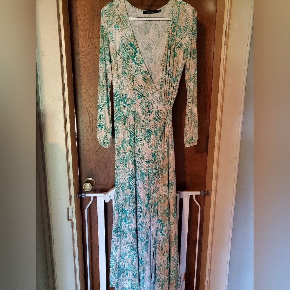 Green and White Snake Print Maxi Dress